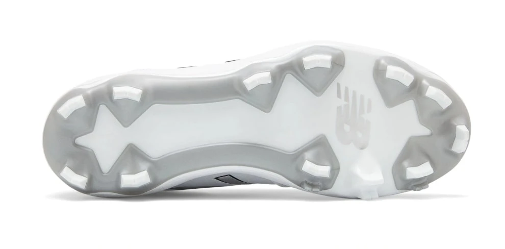 New Balance Women's Fuse V2 TPU SPFUSEW2 Softball Cleat 6 New Balance Women's Fuse V2 TPU SPFUSEW2 Softball Cleat - Image 4